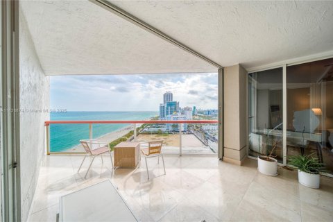 Condominio en alquiler en Miami Beach, Florida, 2 dormitorios, 110.55 m2 № 1825724 - foto 3