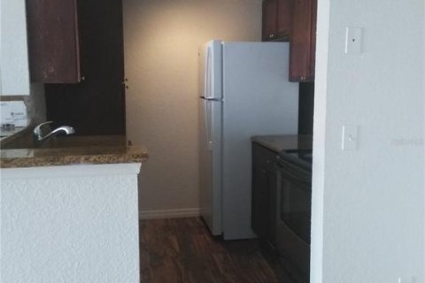 Condo in Orlando, Florida, 2 bedrooms № 2209947 - photo 8