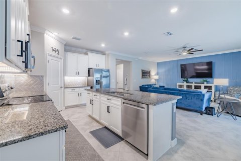 Casa en venta en San Antonio, Florida, 2 dormitorios, 182.83 m2 № 1915530 - foto 4