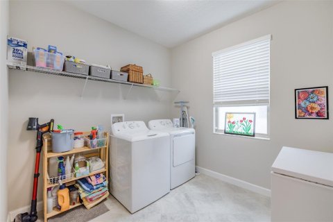 Casa en venta en San Antonio, Florida, 2 dormitorios, 182.83 m2 № 1915530 - foto 22