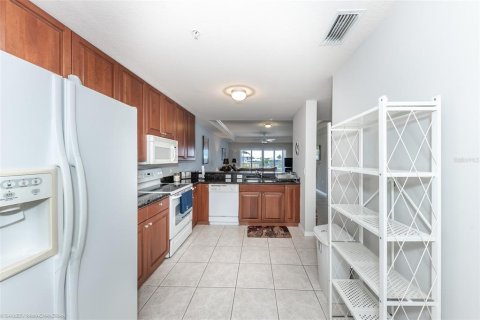 Condominio en alquiler en Punta Gorda, Florida, 2 dormitorios, 128.3 m2 № 1243601 - foto 19
