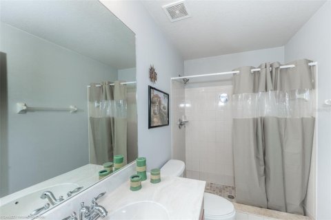 Condominio en alquiler en Punta Gorda, Florida, 2 dormitorios, 128.3 m2 № 1243601 - foto 16