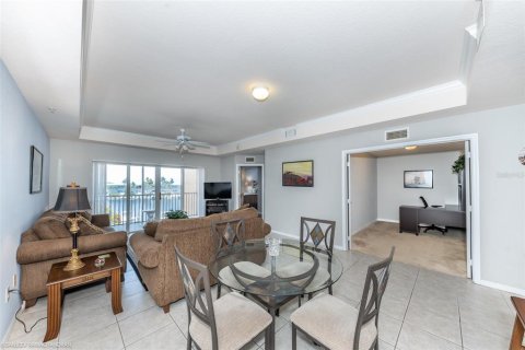 Condominio en alquiler en Punta Gorda, Florida, 2 dormitorios, 128.3 m2 № 1243601 - foto 25