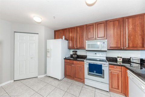 Condominio en alquiler en Punta Gorda, Florida, 2 dormitorios, 128.3 m2 № 1243601 - foto 17
