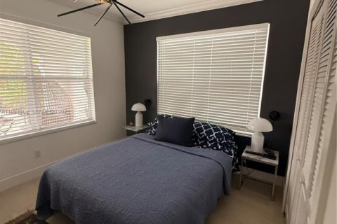 Купить виллу или дом в Майами, Флорида 3 спальни, 108.6м2, № 1976420 - фото 11