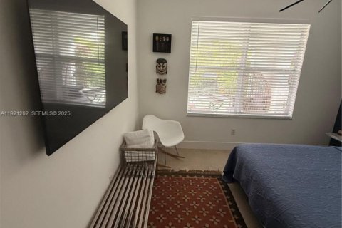 Купить виллу или дом в Майами, Флорида 3 спальни, 108.6м2, № 1976420 - фото 12