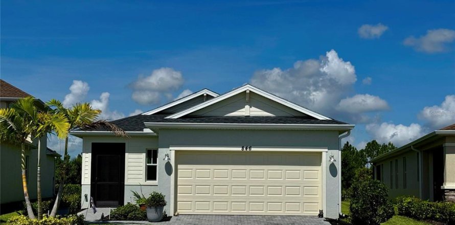 House in Palm Bay, Florida 2 bedrooms, 159.23 sq.m. № 1869843