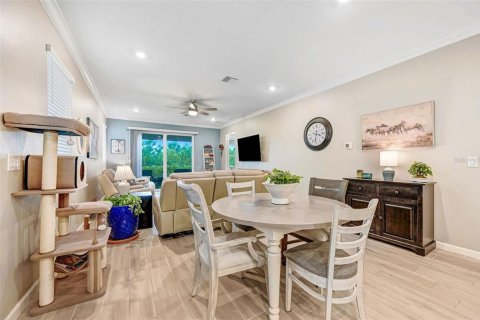House in Palm Bay, Florida 2 bedrooms, 159.23 sq.m. № 1869843 - photo 17