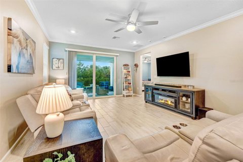 House in Palm Bay, Florida 2 bedrooms, 159.23 sq.m. № 1869843 - photo 18