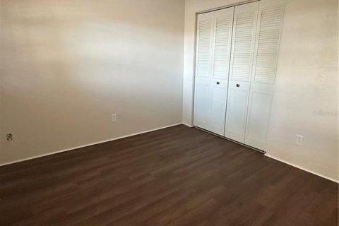 Condo in Daytona Beach, Florida, 2 bedrooms № 2110612 - photo 12
