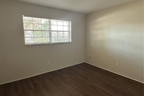 Condo in Daytona Beach, Florida, 2 bedrooms № 2110612 - photo 11