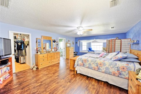 House in Salt Springs, Florida 3 bedrooms, 258.27 sq.m. № 1578973 - photo 11