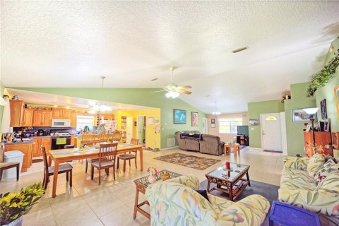 House in Salt Springs, Florida 3 bedrooms, 258.27 sq.m. № 1578973 - photo 6