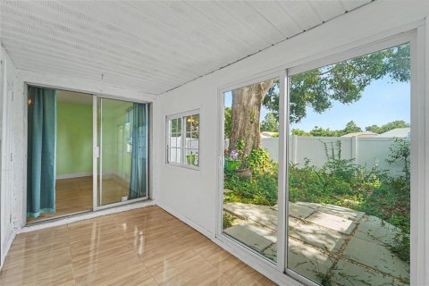 House in Palm Harbor, Florida 2 bedrooms, 79.9 sq.m. № 2230863 - photo 14