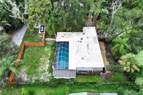 House in Lutz, Florida 3 bedrooms, 128.76 sq.m. № 2324534 - photo 25