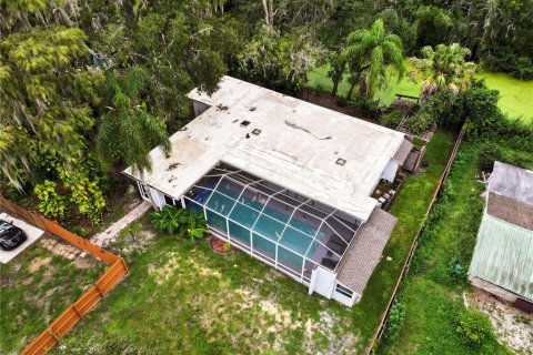 House in Lutz, Florida 3 bedrooms, 128.76 sq.m. № 2324534 - photo 26
