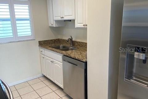 Condominio en alquiler en Clearwater, Florida, 3 dormitorios, 124.95 m2 № 1797212 - foto 8