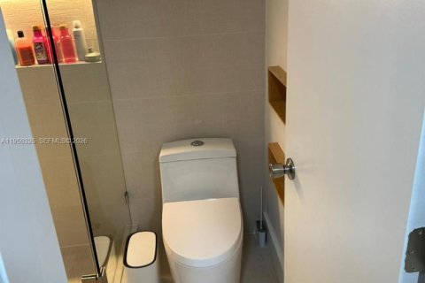 Купить таунхаус в Дорал, Флорида 4 спальни, 175.96м2, № 2008662 - фото 5