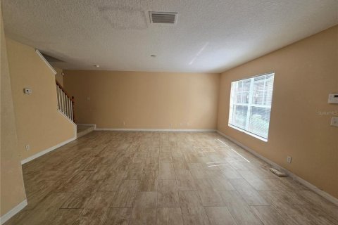 Touwnhouse à louer à Valrico, Floride: 3 chambres, 130.81 m2 № 2431111 - photo 9