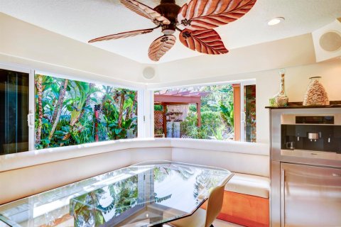 House in Riviera Beach, Florida 3 bedrooms, 247.31 sq.m. № 2190062 - photo 23