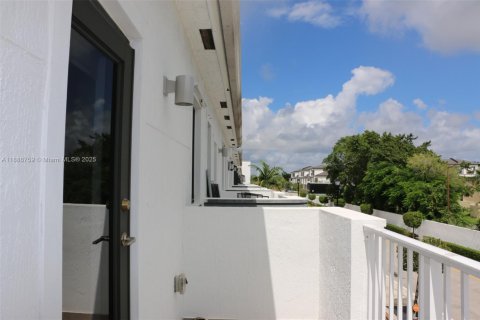 Adosado en alquiler en Homestead, Florida, 3 dormitorios, 130.81 m2 № 1932976 - foto 21