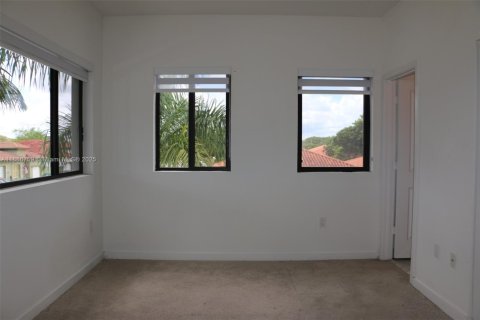 Adosado en alquiler en Homestead, Florida, 3 dormitorios, 130.81 m2 № 1932976 - foto 15