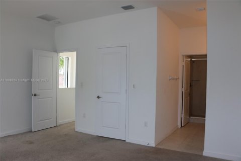 Adosado en alquiler en Homestead, Florida, 3 dormitorios, 130.81 m2 № 1932976 - foto 17