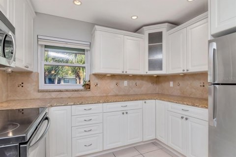 Condominio en venta en Clearwater, Florida, 2 dormitorios, 103.12 m2 № 2101351 - foto 19