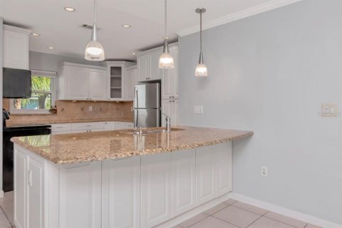 Condominio en venta en Clearwater, Florida, 2 dormitorios, 103.12 m2 № 2101351 - foto 16