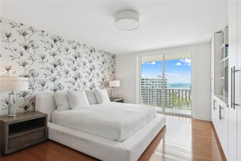 Condo in Key Biscayne, Florida, 2 bedrooms  № 1862442 - photo 5