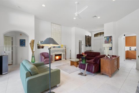 Villa ou maison à vendre à Boynton Beach, Floride: 3 chambres, 217.48 m2 № 2040482 - photo 11