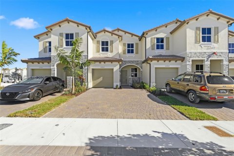 Touwnhouse à louer à Homestead, Floride: 3 chambres № 1995960 - photo 3