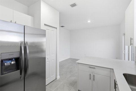 Touwnhouse à louer à Homestead, Floride: 3 chambres № 1995960 - photo 30