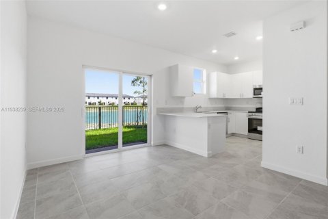 Touwnhouse à louer à Homestead, Floride: 3 chambres № 1995960 - photo 24