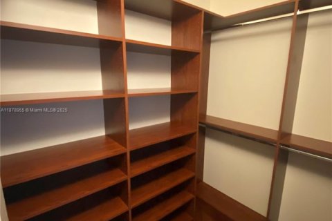 Condo in Fort Lauderdale, Florida, 2 bedrooms  № 1981121 - photo 7