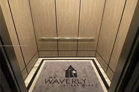 Condo in Fort Lauderdale, Florida, 2 bedrooms  № 1981121 - photo 11