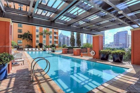 Condo in Fort Lauderdale, Florida, 2 bedrooms  № 1981121 - photo 16