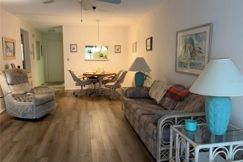 Casa en venta en Clearwater, Florida, 2 dormitorios, 86.86 m2 № 2387710 - foto 7