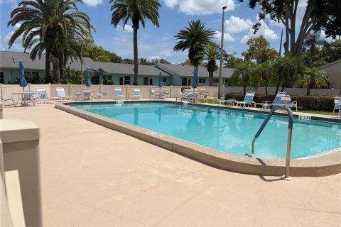 Casa en venta en Clearwater, Florida, 2 dormitorios, 86.86 m2 № 2387710 - foto 23