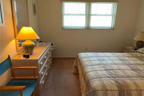 Casa en venta en Clearwater, Florida, 2 dormitorios, 86.86 m2 № 2387710 - foto 10