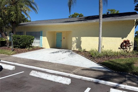 Casa en venta en Clearwater, Florida, 2 dormitorios, 86.86 m2 № 2387710 - foto 24