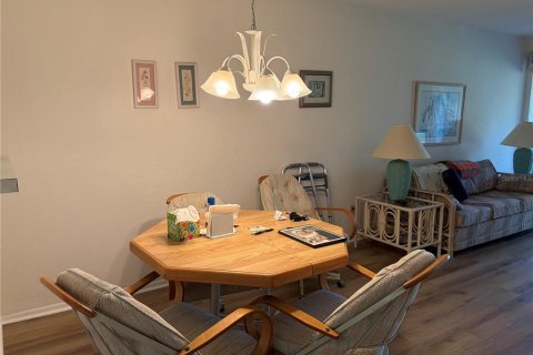 Casa en venta en Clearwater, Florida, 2 dormitorios, 86.86 m2 № 2387710 - foto 21