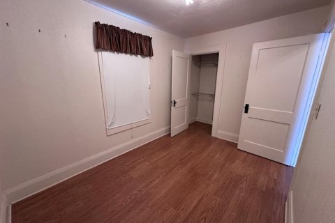 Propiedad comercial en venta en Tampa, Florida, 168.62 m2 № 2432795 - foto 17