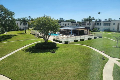 Condo in Seminole, Florida, 2 bedrooms  № 1509395 - photo 15