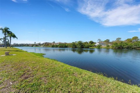 Condo in Seminole, Florida, 2 bedrooms  № 1509395 - photo 6