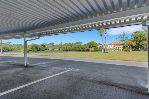Condo in Seminole, Florida, 2 bedrooms  № 1509395 - photo 5