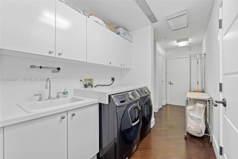 Copropriété à vendre à Coral Gables, Floride: 3 chambres, 294.04 m2 № 2368434 - photo 13