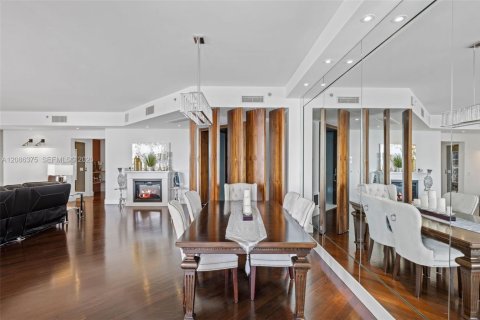 Copropriété à vendre à Coral Gables, Floride: 3 chambres, 294.04 m2 № 2368434 - photo 9