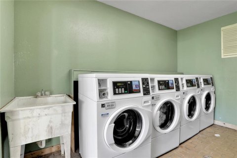 Condo in Altamonte Springs, Florida, 1 bedroom  № 1771396 - photo 25