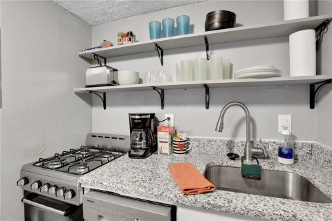 Condo in Altamonte Springs, Florida, 1 bedroom  № 1771396 - photo 13